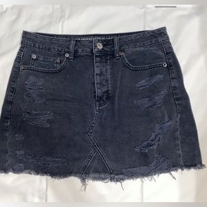 AMERICAN EAGLE Black skirt